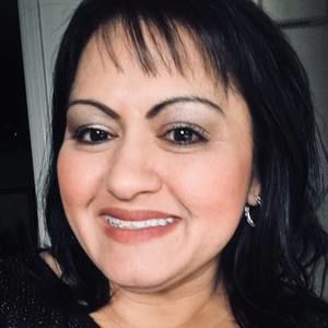 Meet your Posher, Esther